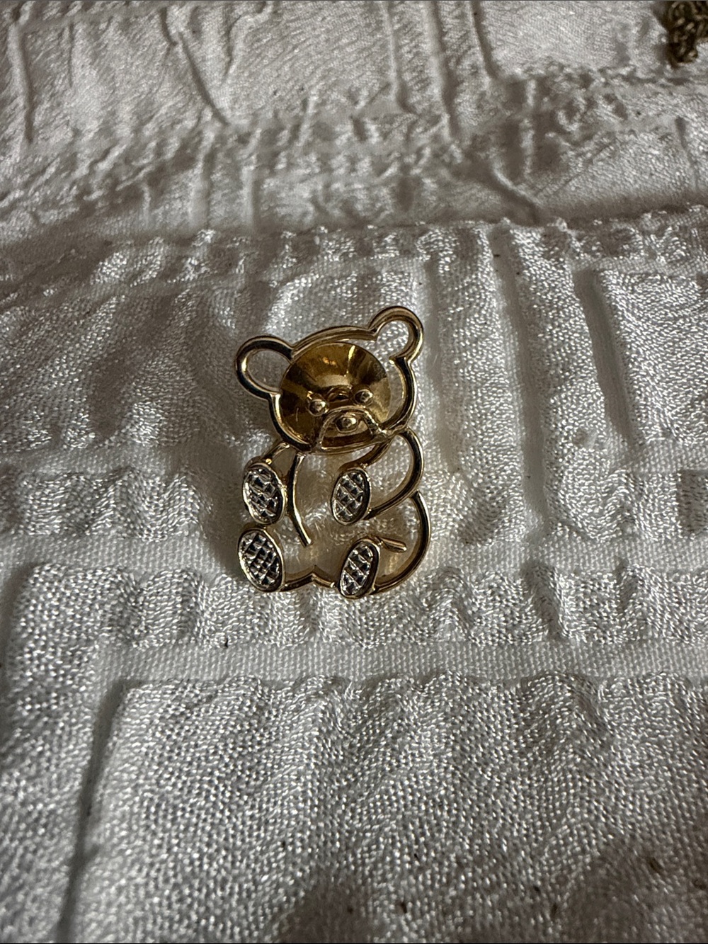 Avon Gold Teddy Bear Kids Pin - Cute Gold Accessory